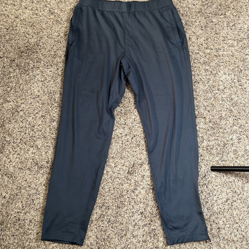 Mondetta Outdoor Project Mens Gray Athletic Jogger Pants Size M Ankle Zip Hiking